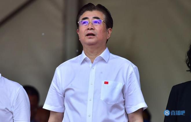 杨若晴道：我今个跟周大厨他们告了一日假，也不去。